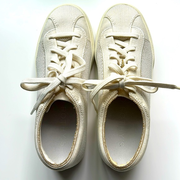 Rothys Limited Edition Gold Metallic Lace up Sneakers - Size 7 - Picture 2 of 13